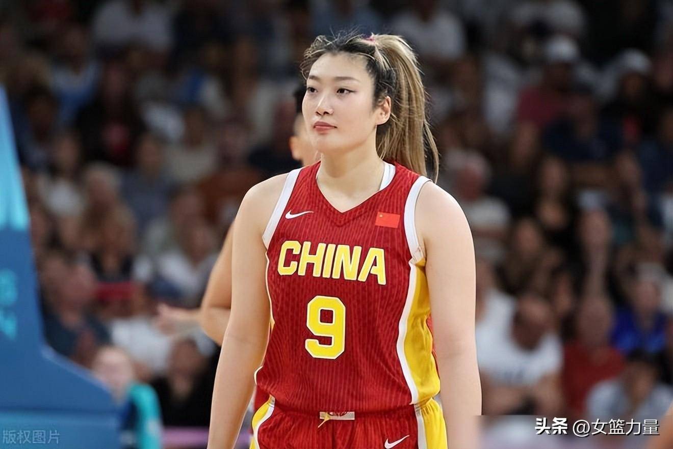 包含中国女篮的辉煌历史：传承与创新并存的词条